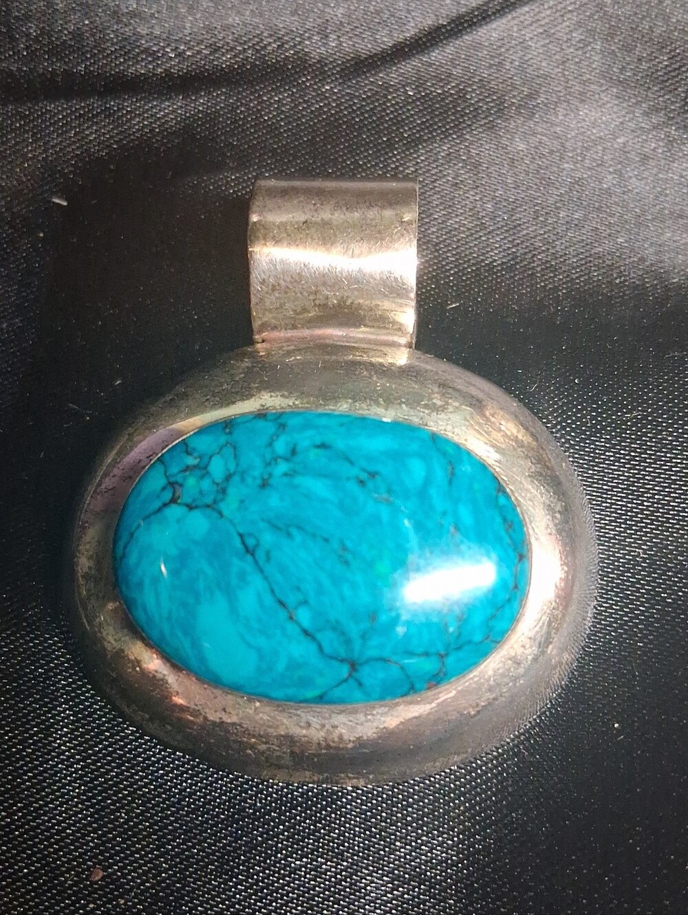 P33. Vintage Mexican Turqouise 925 Sterling Silver Large Pendant, 1.5" Wide 20gr